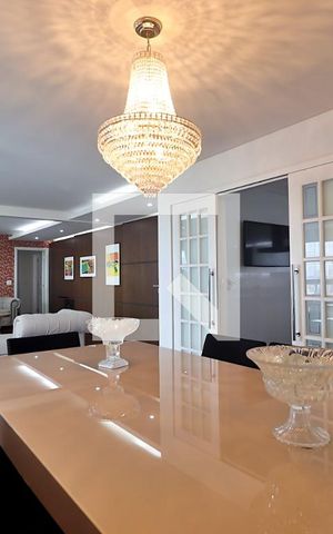 Apartamento à venda com 227m², 3 quartos e 4 vagasSala