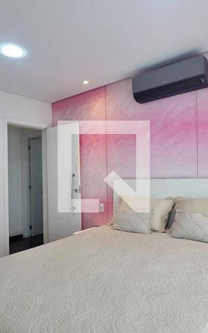 Apartamento à venda com 227m², 3 quartos e 4 vagasSuíte 2