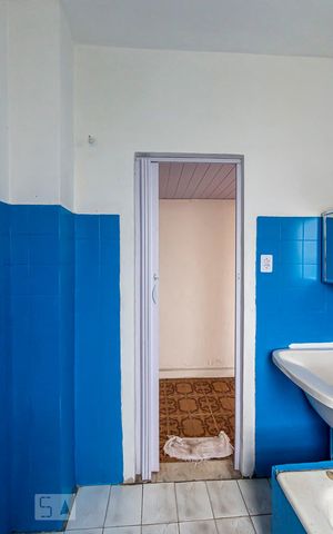 Apartamento para alugar com 40m², 1 quarto e sem vagaBanheiro