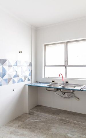 Apartamento à venda com 170m², 4 quartos e 2 vagas Apartamento à venda com 170m², 4 quartos e 2 vagasCozinha