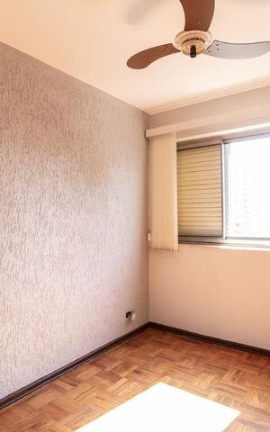 Apartamento à venda com 170m², 4 quartos e 2 vagas Apartamento à venda com 170m², 4 quartos e 2 vagasQuarto 2