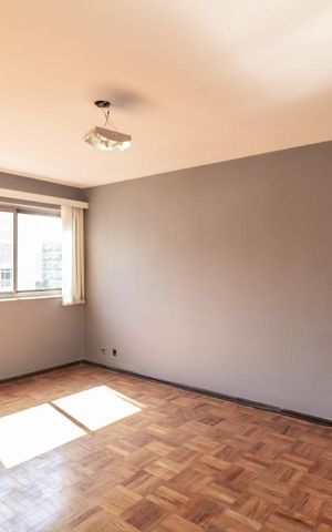 Apartamento à venda com 170m², 4 quartos e 2 vagas Apartamento à venda com 170m², 4 quartos e 2 vagasSala