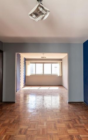 Apartamento à venda com 170m², 4 quartos e 2 vagas Apartamento à venda com 170m², 4 quartos e 2 vagasSala