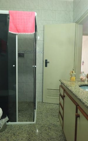 Apartamento à venda com 118m², 2 quartos e sem vagaBanheiro