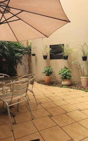 Apartamento à venda com 118m², 2 quartos e sem vagaÁrea comum