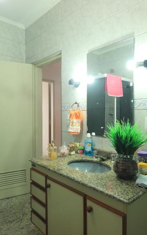 Apartamento à venda com 118m², 2 quartos e sem vagaBanheiro