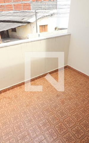 Casa à venda com 220m², 3 quartos e 4 vagasSacada Quarto 3