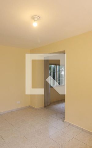 Casa à venda com 220m², 3 quartos e 4 vagasSala 1