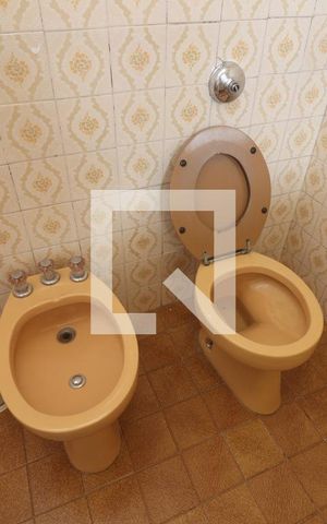 Casa à venda com 220m², 3 quartos e 4 vagasBanheiro 