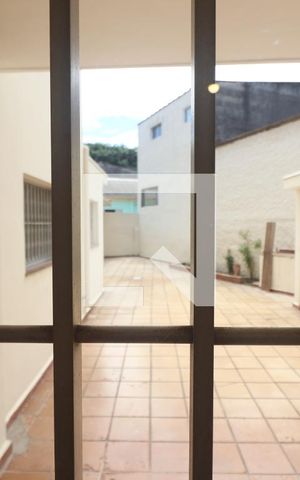 Casa à venda com 220m², 3 quartos e 4 vagasjanela Sala 1
