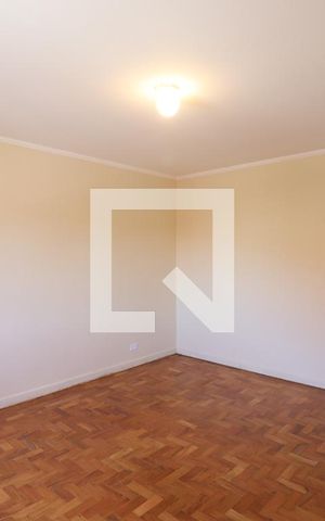 Casa à venda com 220m², 3 quartos e 4 vagasQuarto 2