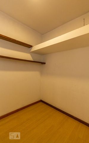 Apartamento para alugar com 80m², 3 quartos e 2 vagas Apartamento para alugar com 80m², 3 quartos e 2 vagasQuarto de Serviço