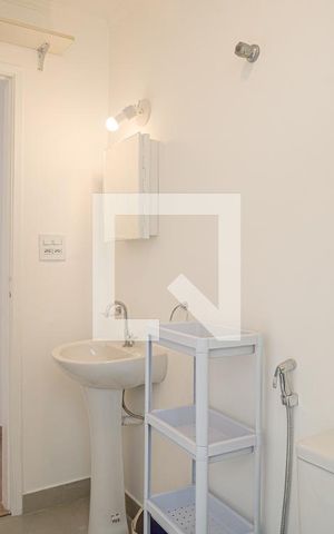 Apartamento para alugar com 46m², 1 quarto e 1 vaga Apartamento para alugar com 46m², 1 quarto e 1 vagaBanheiro