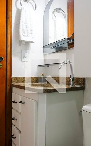 Apartamento à venda com 122m², 2 quartos e 3 vagasBanheiro da Suíte