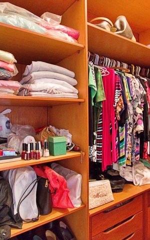 Casa à venda com 430m², 4 quartos e 5 vagas Casa à venda com 430m², 4 quartos e 5 vagasCloset da Suíte 3