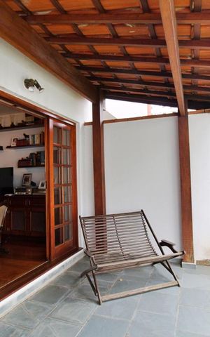 Casa à venda com 430m², 4 quartos e 5 vagas Casa à venda com 430m², 4 quartos e 5 vagasJardim da Sala Intima