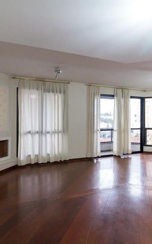 Apartamento à venda com 165m², 4 quartos e 3 vagasSala de jantar