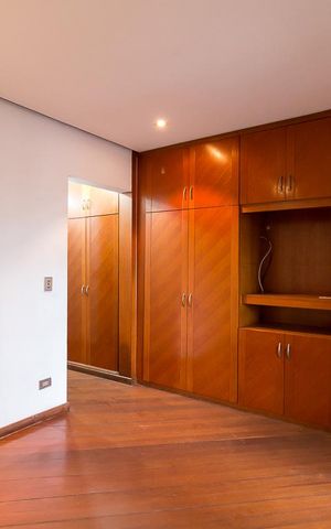 Apartamento à venda com 165m², 4 quartos e 3 vagasQuarto 4 suíte