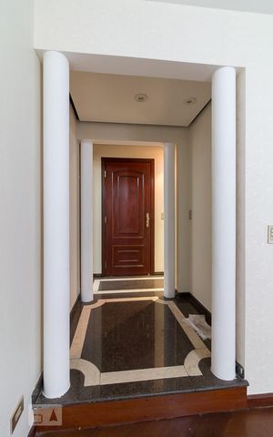 Apartamento à venda com 165m², 4 quartos e 3 vagasEntrada do apartamento