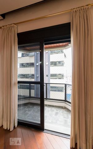 Apartamento à venda com 165m², 4 quartos e 3 vagasVaranda quarto 4 suíte