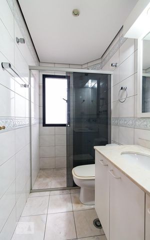 Apartamento à venda com 165m², 4 quartos e 3 vagasBanheiro quarto 2 suíte