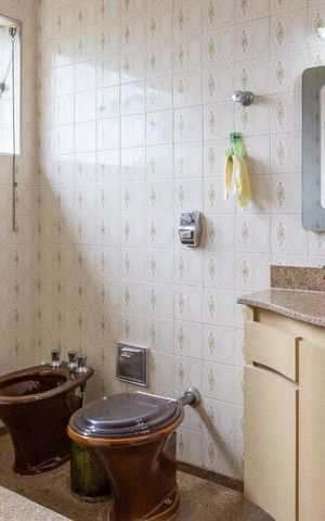Casa à venda com 300m², 3 quartos e 2 vagas Casa à venda com 300m², 3 quartos e 2 vagasBanheiro da Suíte