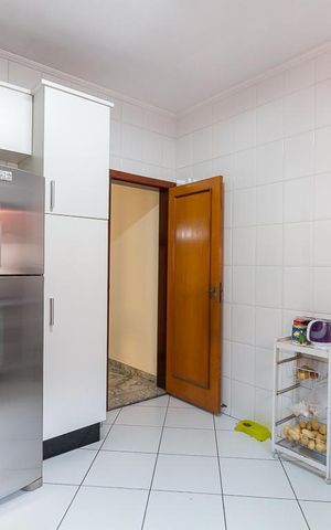 Casa à venda com 154m², 3 quartos e 2 vagasCozinha
