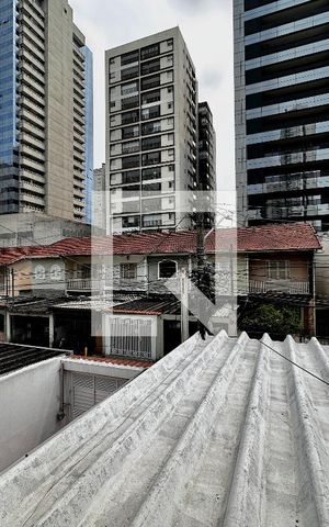 Casa à venda com 140m², 2 quartos e 2 vagas Casa à venda com 140m², 2 quartos e 2 vagasVista Quarto 1