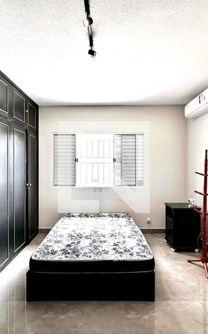 Casa à venda com 140m², 2 quartos e 2 vagas Casa à venda com 140m², 2 quartos e 2 vagasQuarto 1