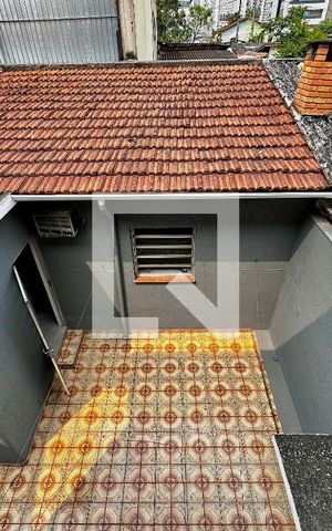 Casa à venda com 140m², 2 quartos e 2 vagas Casa à venda com 140m², 2 quartos e 2 vagasVista Quarto 2