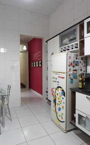 Casa à venda com 250m², 2 quartos e sem vagacozinha