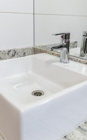 Apartamento para alugar com 53m², 1 quarto e 1 vaga Apartamento para alugar com 53m², 1 quarto e 1 vagaBanheiro da suíte