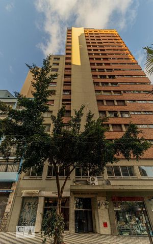 Apartamento à venda com 44m², 1 quarto e sem vaga Apartamento à venda com 44m², 1 quarto e sem vagaFachada