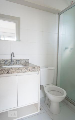 Apartamento à venda com 70m², 3 quartos e 2 vagasBanheiro da Suíte