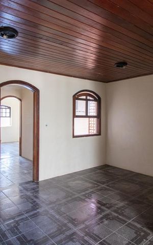 Casa à venda com 151m², 3 quartos e 3 vagasQuarto 1 - Suíte