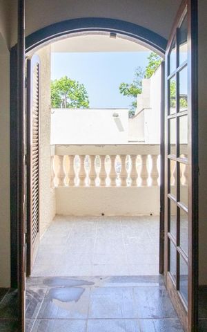 Casa à venda com 151m², 3 quartos e 3 vagasVaranda do Quarto 1 - Suíte