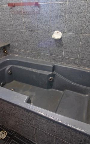 Casa à venda com 151m², 3 quartos e 3 vagasBanheiro do Quarto 1 - Suíte