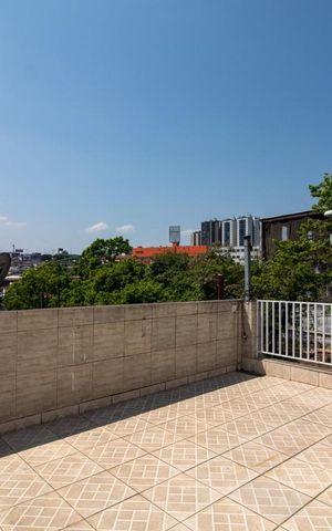Casa à venda com 151m², 3 quartos e 3 vagasQuintal