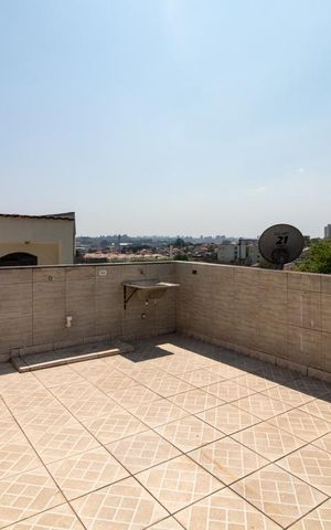 Casa à venda com 151m², 3 quartos e 3 vagasQuintal