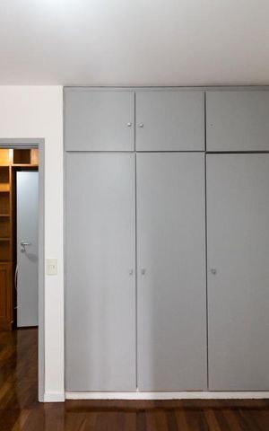 Apartamento à venda com 140m², 3 quartos e 2 vagasSuíte 1