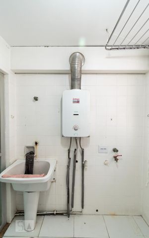 Apartamento à venda com 140m², 3 quartos e 2 vagasÁrea de serviço