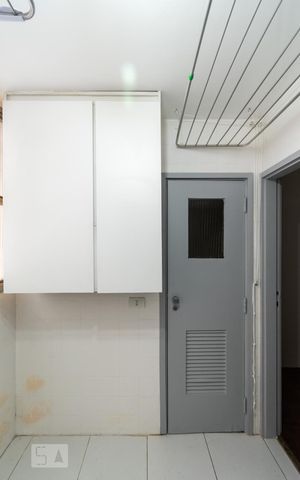 Apartamento à venda com 140m², 3 quartos e 2 vagasÁrea de serviço