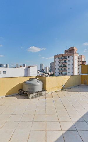 Casa à venda com 400m², 6 quartos e 2 vagas Casa à venda com 400m², 6 quartos e 2 vagasTerraço Aberto