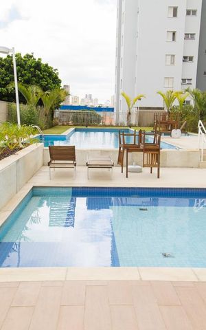 Apartamento à venda com 68m², 2 quartos e 1 vagaÁrea comum - Piscina