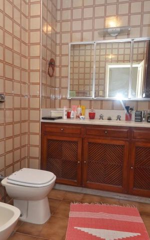 Apartamento à venda com 235m², 4 quartos e 1 vagaBanheiro 