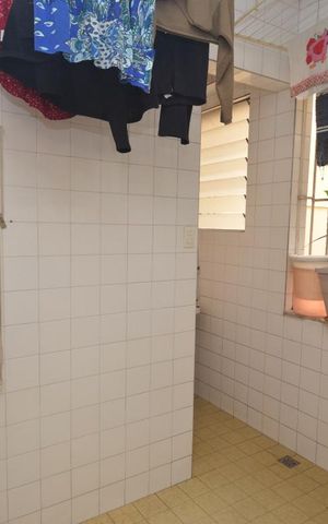 Apartamento à venda com 235m², 4 quartos e 1 vagaÁrea de Serviço