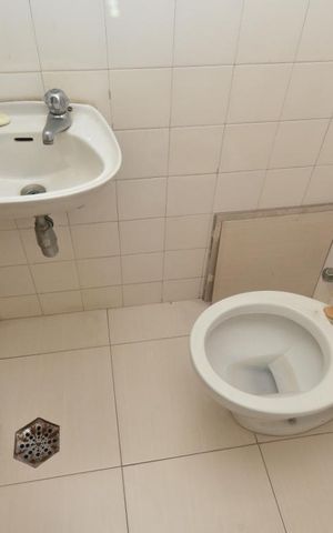 Apartamento à venda com 235m², 4 quartos e 1 vagaBanheiro de Serviço