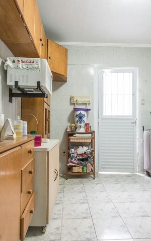 Casa à venda com 157m², 2 quartos e 1 vaga