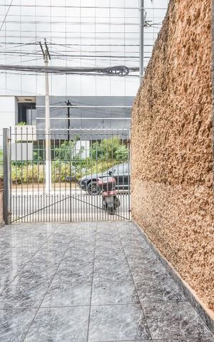 Casa à venda com 157m², 2 quartos e 1 vaga