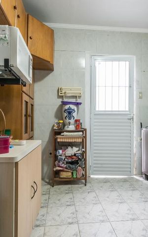 Casa à venda com 157m², 2 quartos e 1 vaga